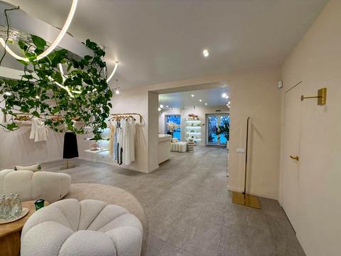 комерційна за адресою Василя Тютюнника вул. (Анрі Барбюса), 56