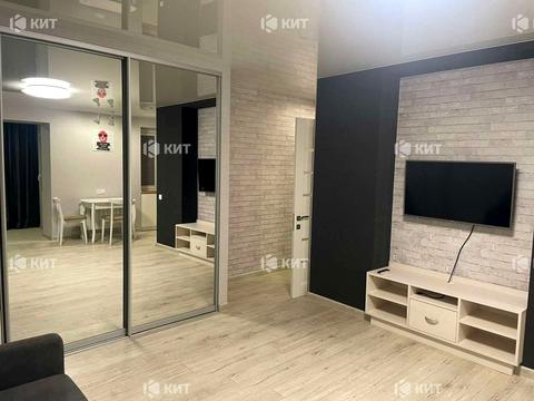 квартира за адресою Космонавтів вул., 7а