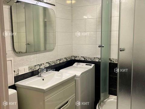 квартира за адресою Космонавтів вул., 7а