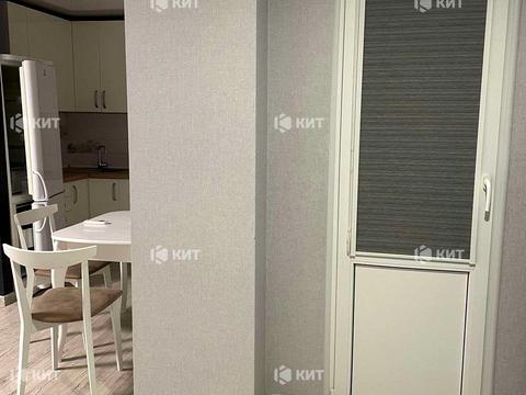 квартира за адресою Космонавтів вул., 7а