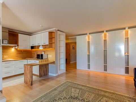 квартира за адресою Щаслива вул., 28