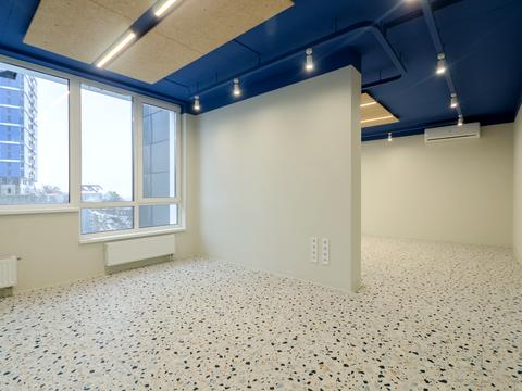 комерційна за адресою Михайла Бойчука вул. (Кіквідзе), 41-Б