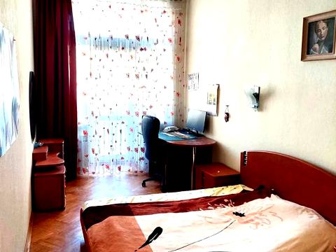 квартира за адресою Куликівський узвіз (Революції), 9