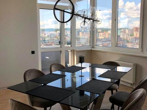 квартира за адресою В'ячеслава Чорновола просп. (), 77