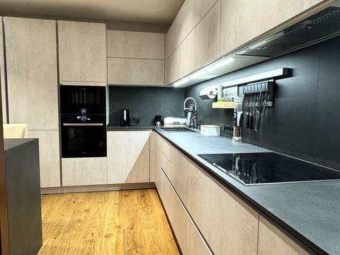 квартира за адресою Зарічна вул., 1-Б