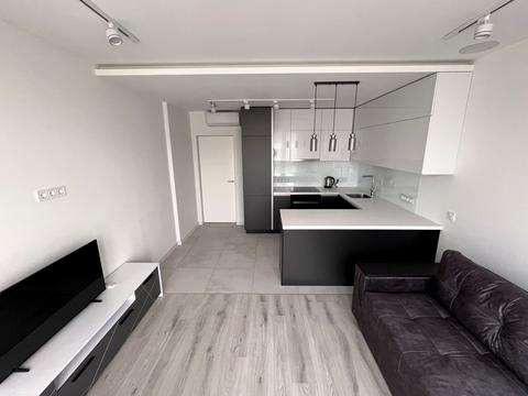 квартира за адресою Василя Симоненка вул., 30