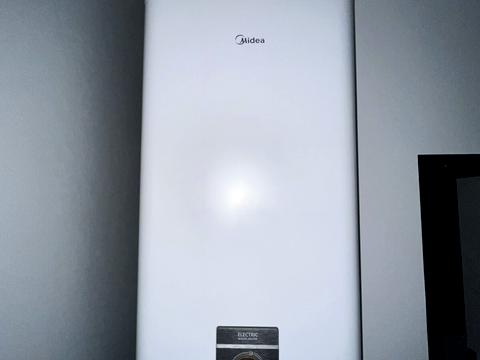 квартира за адресою Василя Симоненка вул., 30