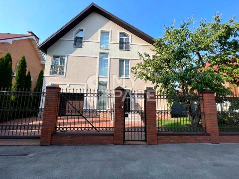 дом по адресу Смородиновая ул.