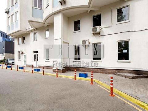 комерційна за адресою Миколи Міхновського бульв. (Дружби народів), 14-16