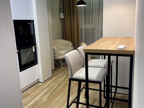 квартира за адресою Молодіжна вул., 4