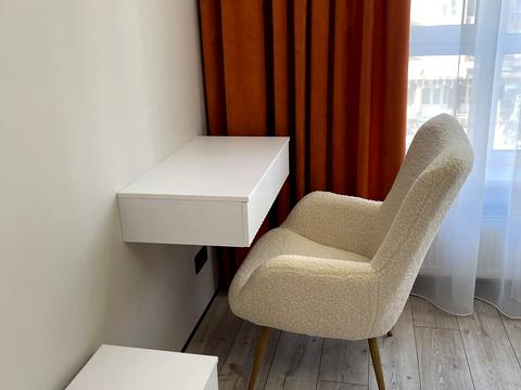 квартира за адресою Молодіжна вул., 4