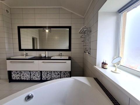 квартира за адресою Шухевичів вул., 14