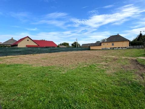 участок по адресу 