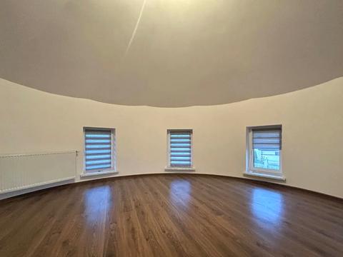 будинок за адресою Бандери, 60