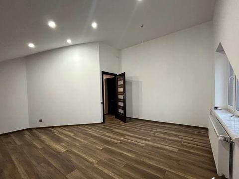 будинок за адресою Бандери, 60