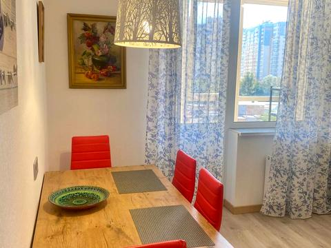 квартира за адресою Новомостицька вул., 15