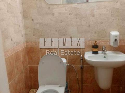 комерційна за адресою Кудрявська вул., 12