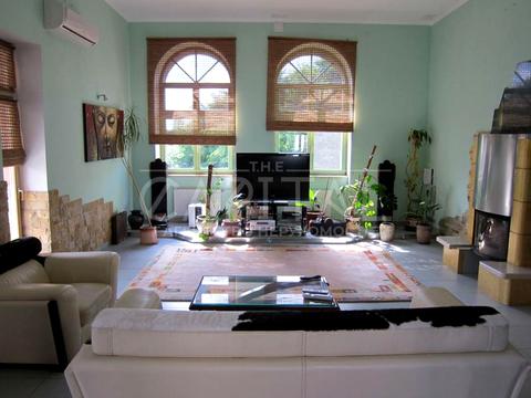 будинок за адресою Столичне шосе