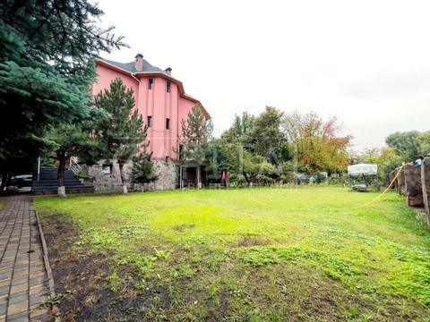 будинок за адресою Столичне шосе