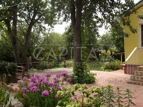 будинок за адресою Київ, Добровольчих Батальйонів вул. (Панфіловців)