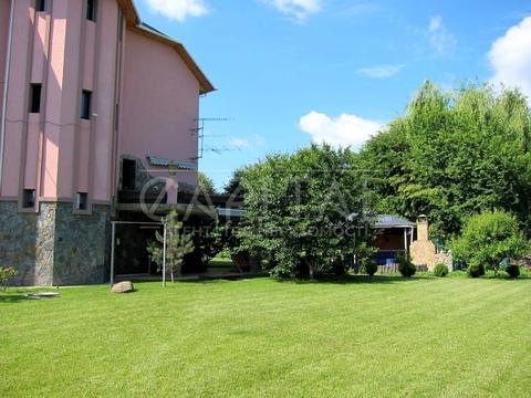 будинок за адресою Київ, Добровольчих Батальйонів вул. (Панфіловців)