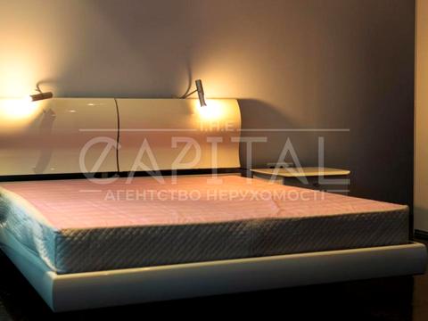 будинок за адресою Київ, Добровольчих Батальйонів вул. (Панфіловців)