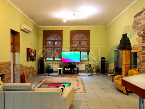 будинок за адресою Київ, Добровольчих Батальйонів вул. (Панфіловців)