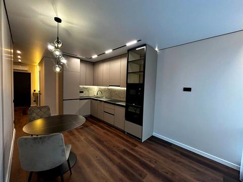 квартира за адресою Романа Левицького вул., 1