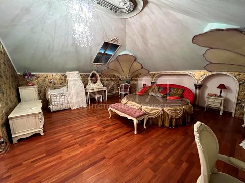 комерційна за адресою Євгена Чикаленка вул. (Пушкінська), 32В