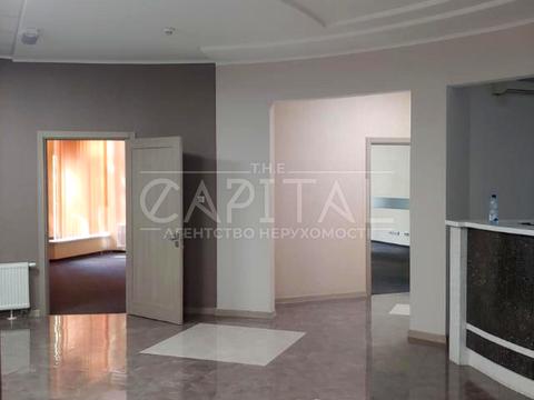 комерційна за адресою Кловський узвіз, 7a