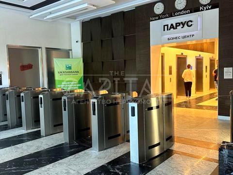 комерційна за адресою Київ, Мечникова вул. (Кловський), 2