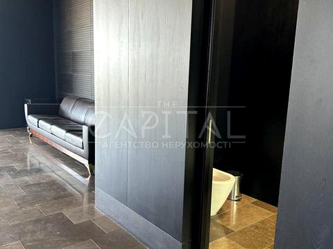 комерційна за адресою Київ, Мечникова вул. (Кловський), 2