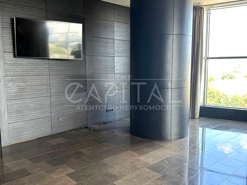 комерційна за адресою Київ, Мечникова вул. (Кловський), 2