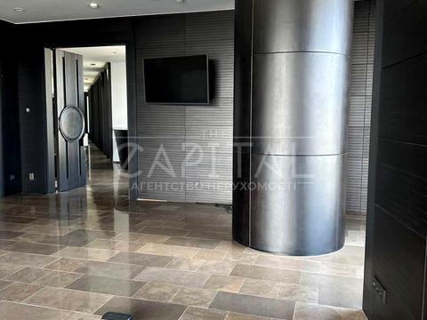 комерційна за адресою Київ, Мечникова вул. (Кловський), 2