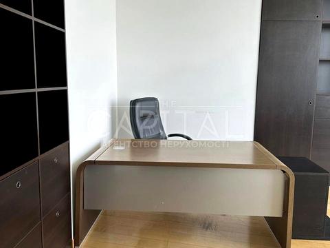 комерційна за адресою Київ, Мечникова вул. (Кловський), 2