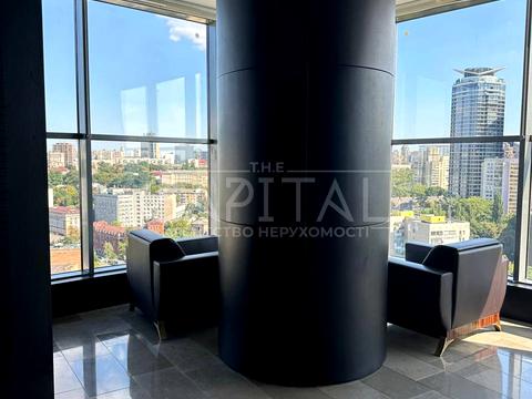 комерційна за адресою Київ, Мечникова вул. (Кловський), 2