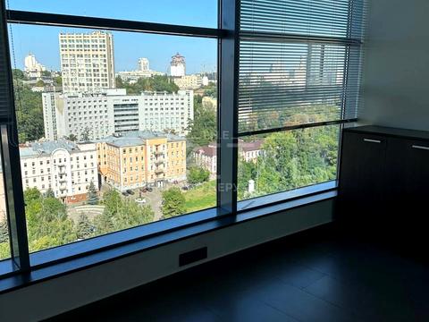 комерційна за адресою Київ, Мечникова вул. (Кловський), 2