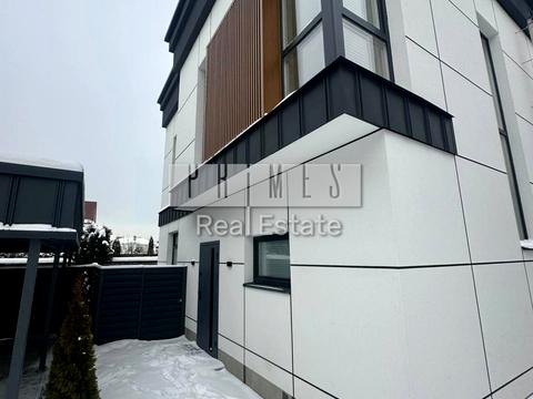 будинок за адресою Богдана Хмельницького вул.