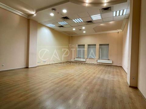 комерційна за адресою Хорива пров., 55