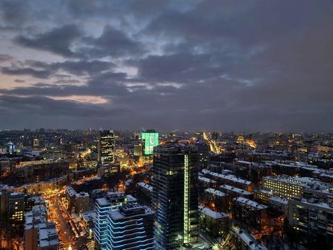 комерційна за адресою Кловський узвіз, 7a