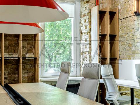 комерційна за адресою Богдана Хмельницького вул., 74