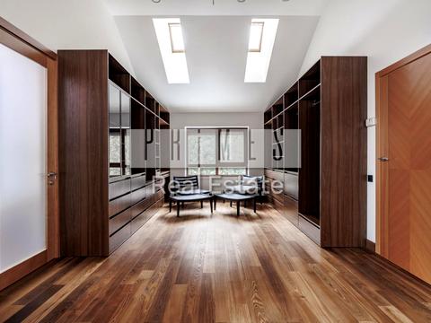 дом по адресу Верского ул.