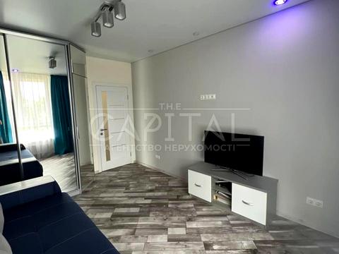 квартира за адресою Юнацька вул., 1