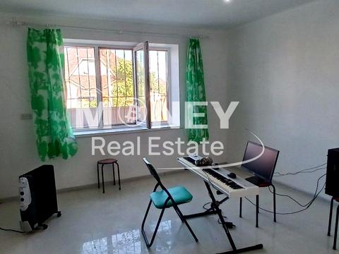 будинок за адресою Старі Петрівці