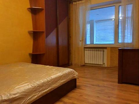 квартира за адресою Монастирська вул. (Володарського), 2