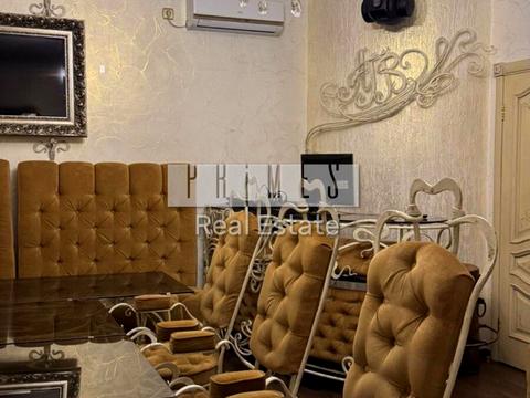 комерційна за адресою Вишгородська вул., 4