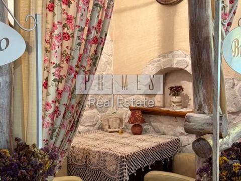 комерційна за адресою Вишгородська вул., 4