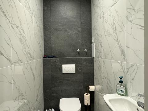 коммерческая по адресу Жилянская ул., 68