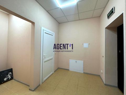 комерційна за адресою Волошкова вул., 6