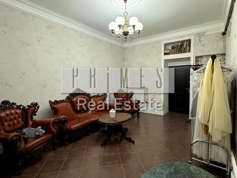 комерційна за адресою Вишгородська вул., 4а